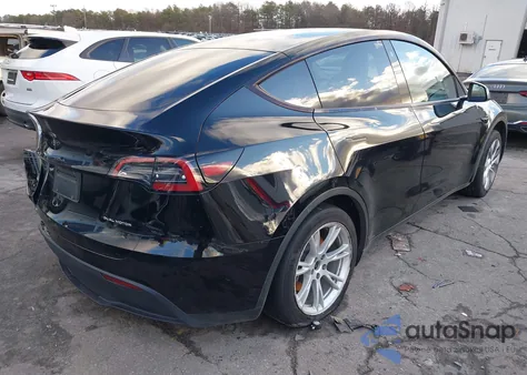 2023 Tesla Model Y Awd/Long Range Dual Motor All-Wheel Drive from USA, damaged, VIN 7SAYGDEE0PA044022